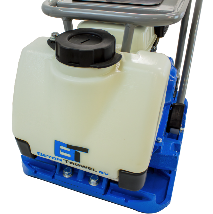 20-Inch Forward Plate Compactor with Water Tank Honda GX160